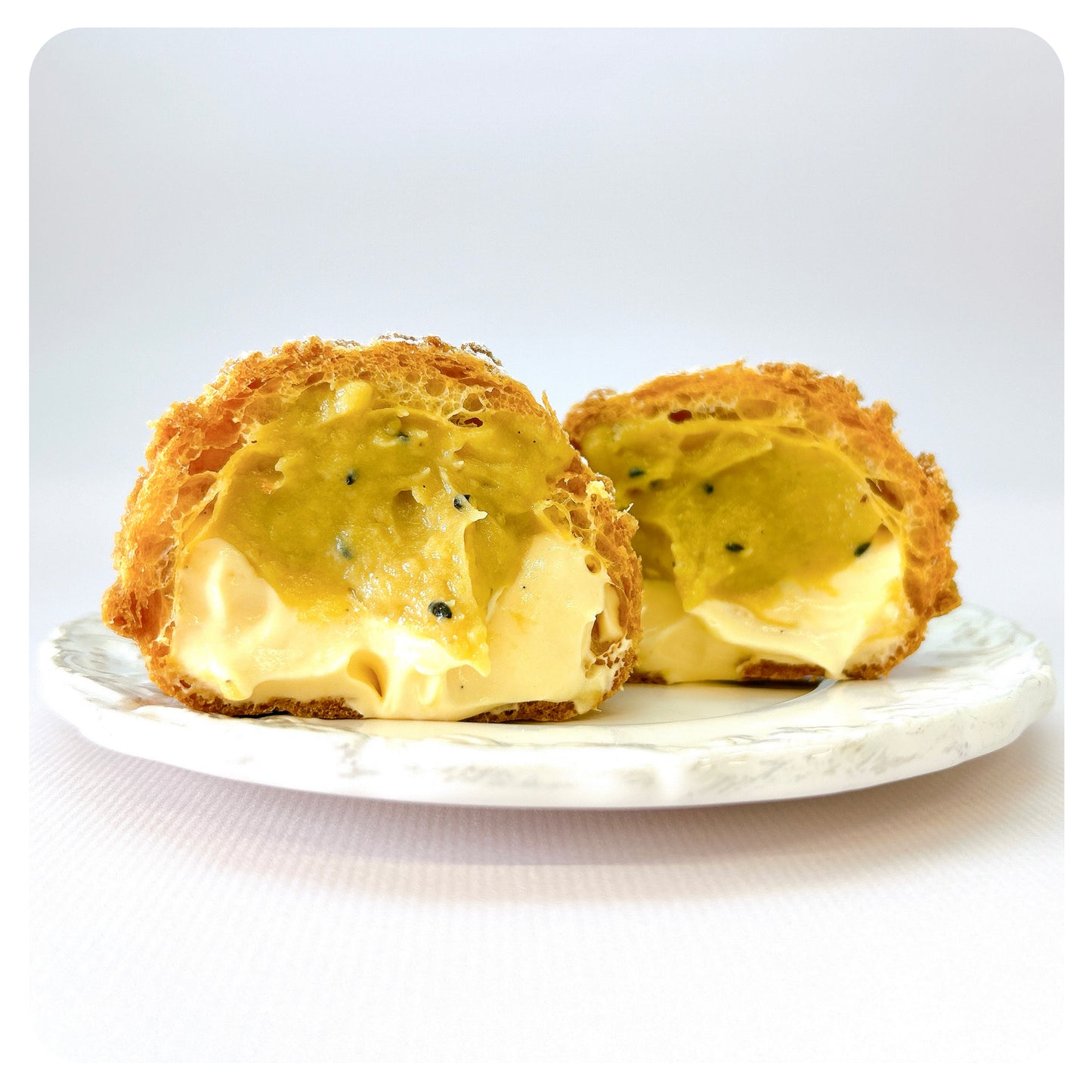 今月のシュークリーム(さつまいも)